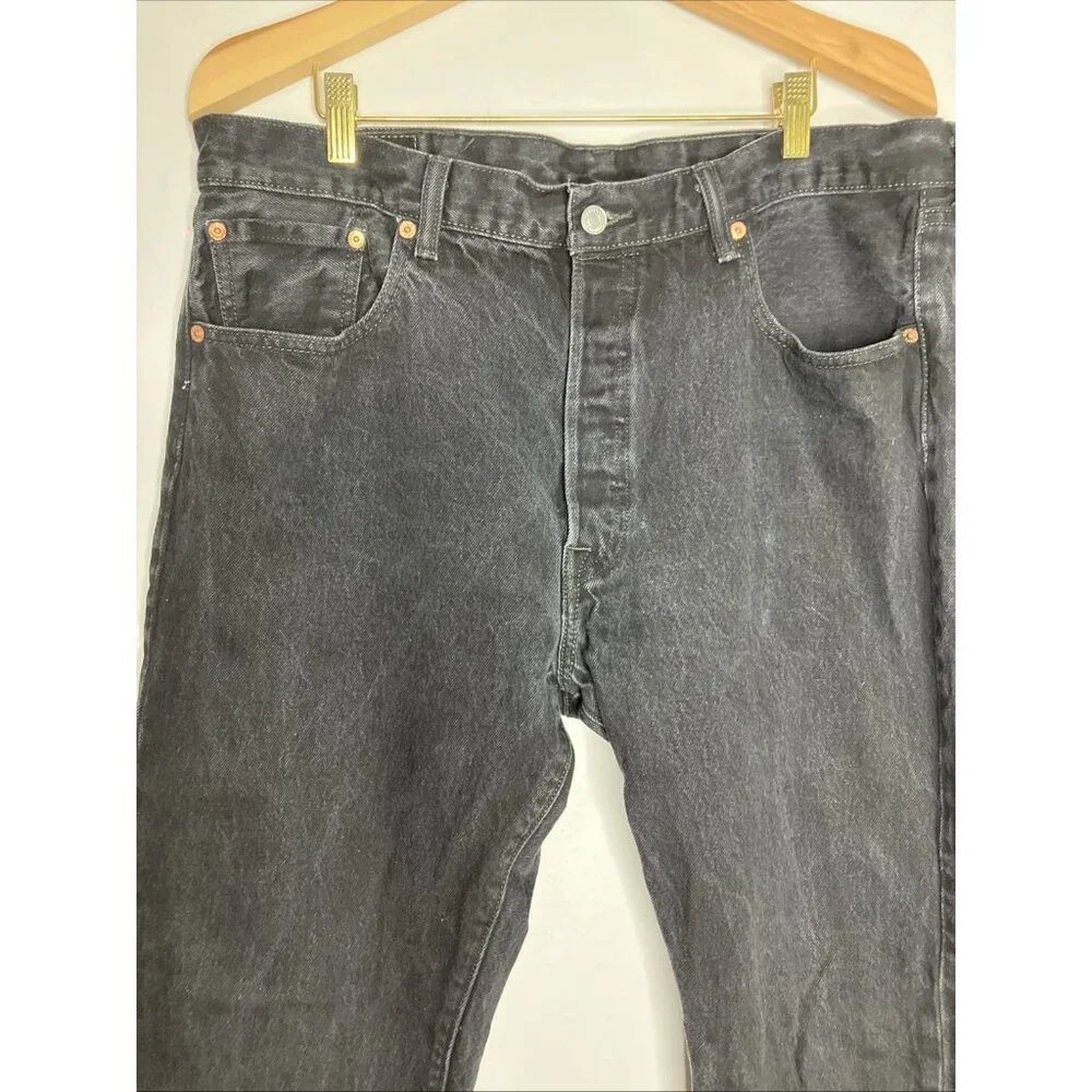 Levi’s 501 Men’s 38x32 Black Button Fly Jeans